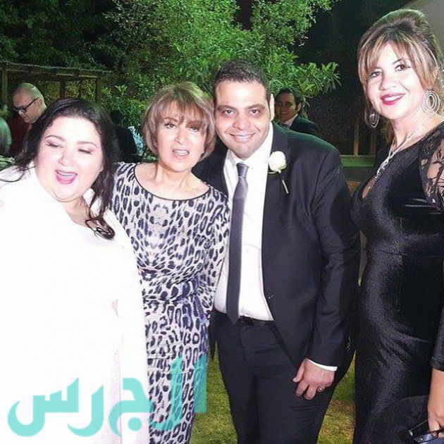بالصور: ابنة نور الشريف فقدت وزنها الزائد وهكذا بدت في زفافها